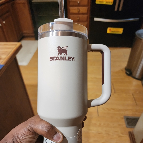 Nwt Macadamia 40oz Stanley  Target Exclusive - Picture 1 of 6